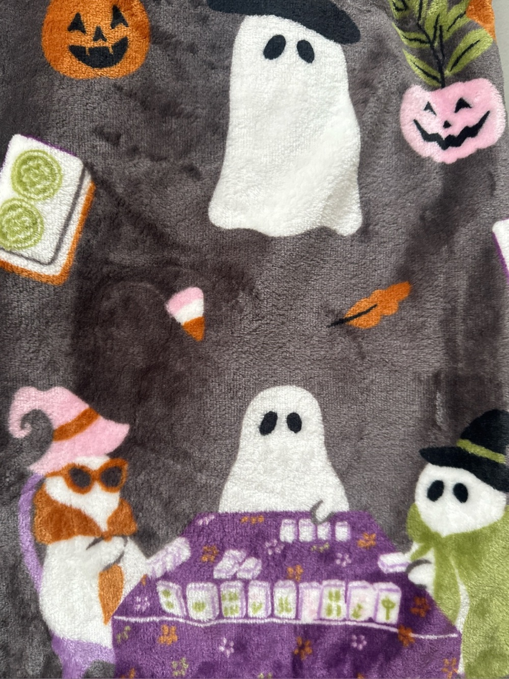 EnVogue Halloween Ghosts Playing Mahjong Plush Throw Blanket NEW!
